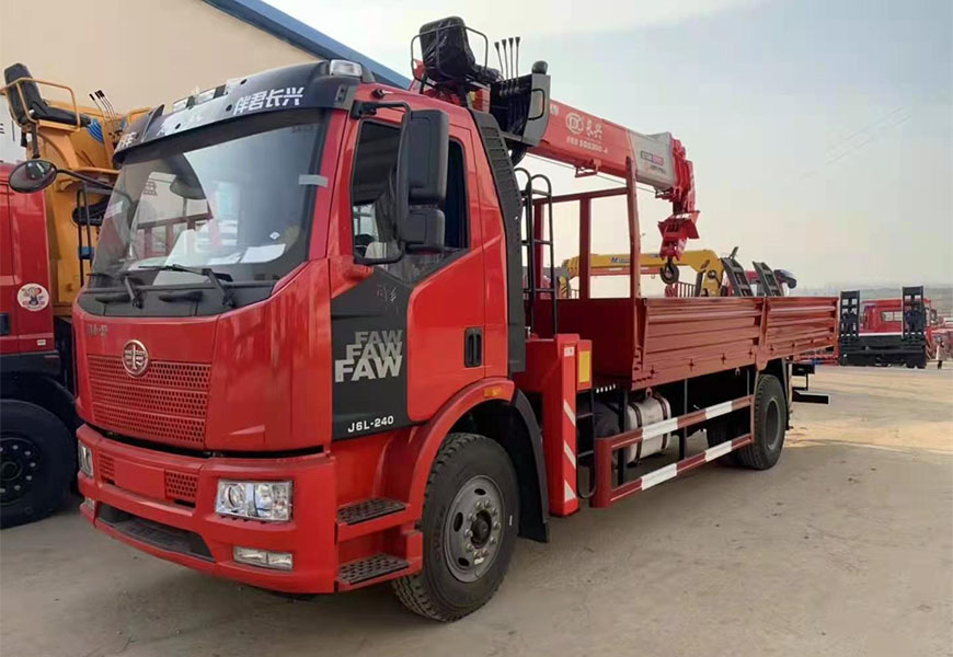 解放單橋8噸隨車吊 國(guó)六